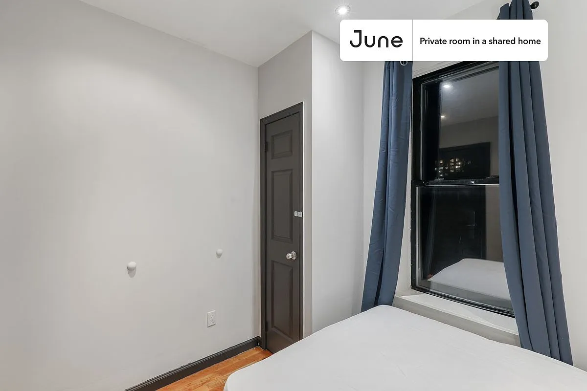 Full bedroom in 3 bed/1 bath home in Upper West Side #758 A — Photo 3