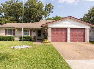4013 Justice Ln, Garland, TX 75042
