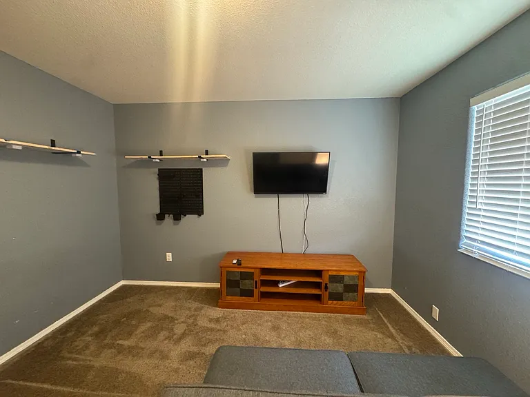 4672 Mesita St — Photo 3