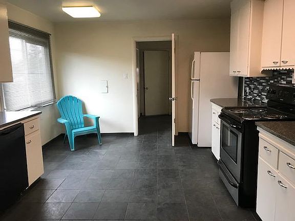 2nd image of 1470 Meridian Ave