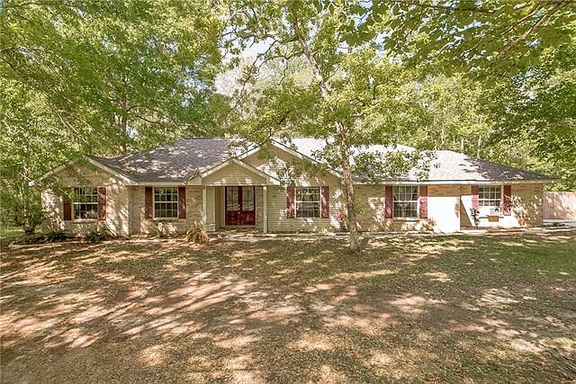 1st image of 80115 Woodland Dr