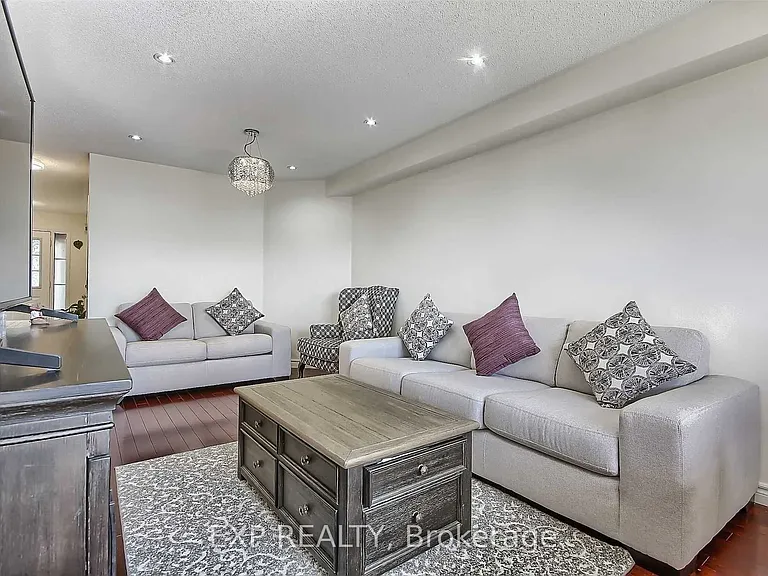35H View Green Cres #UPPER — Photo 14