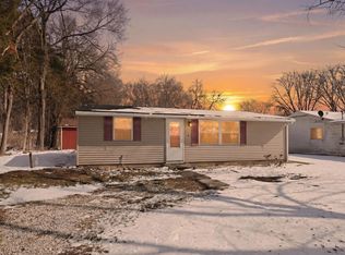 54328 Oakwood St, Elkhart, IN 46514