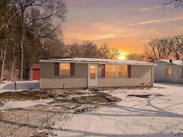 54328 Oakwood St, Elkhart, IN 46514