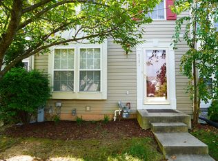 5316 Leavers Ct, Rosedale, MD 21237