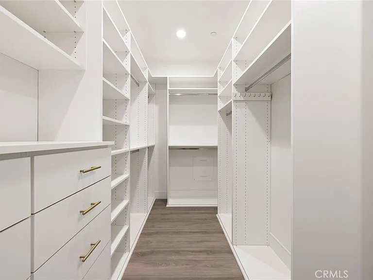5704 Lyon Ct — Photo 13