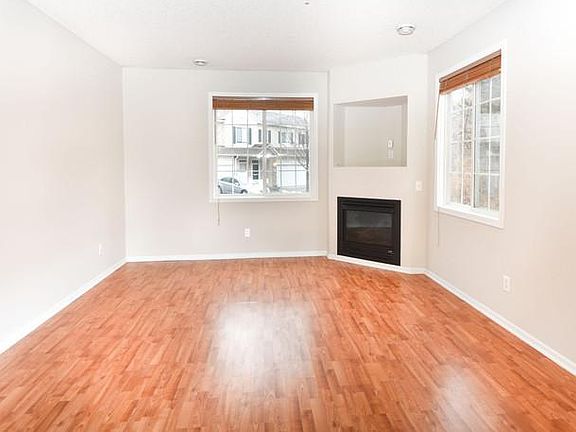 5th image of 4711 Blaine Ave Unit 705