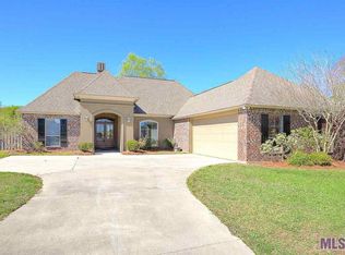 39364 Seaside Ln, Prairieville, LA 70769