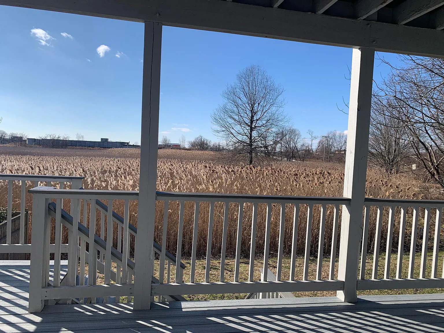 918 Reef Rd — Photo 2