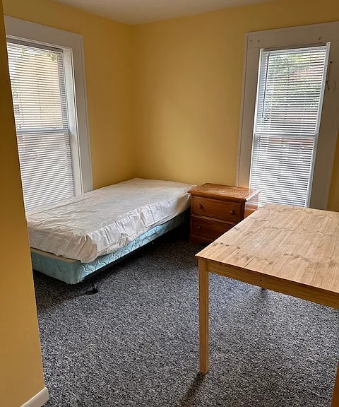 Upper front bedroom