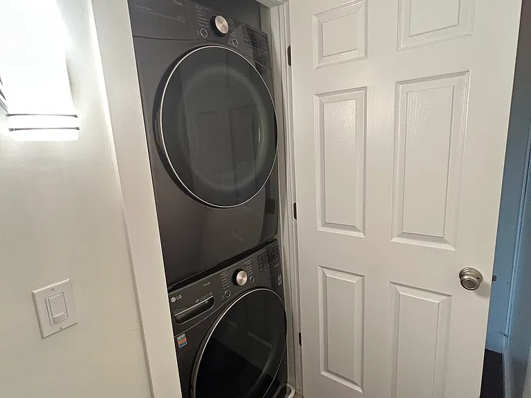 75 Maple Ave #2 — Photo 10