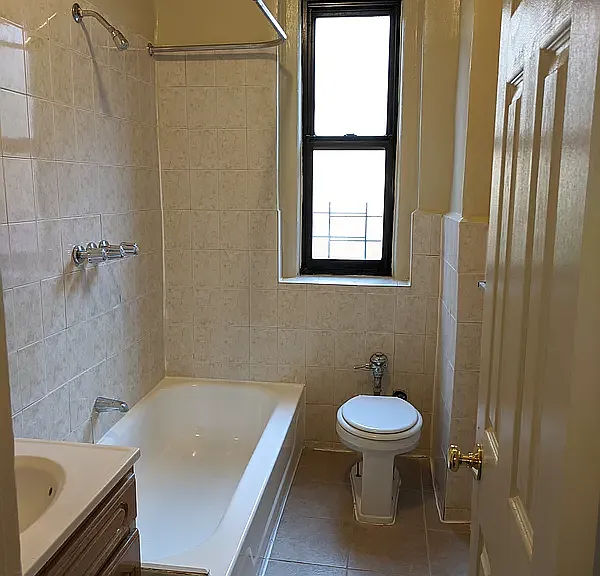 975 Sherman Ave #55S — Photo 4
