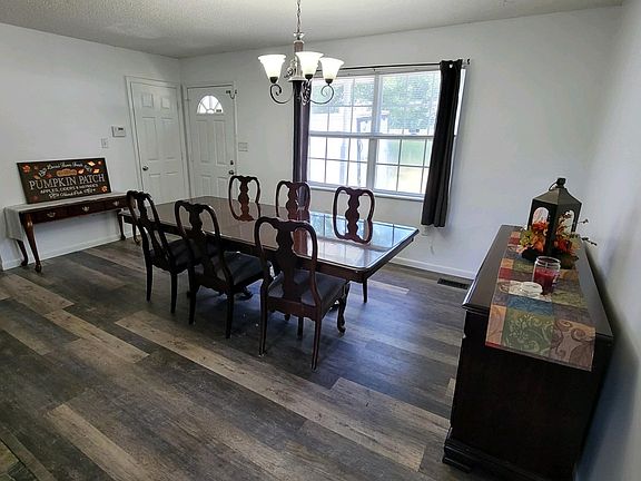 5th image of 2828 Persian Ln