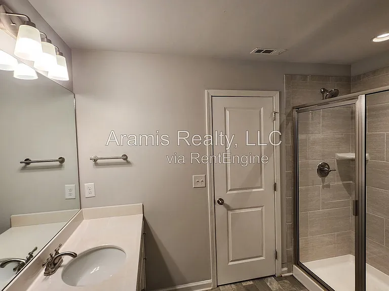 5258 Pinnacle Walk Ct — Photo 10