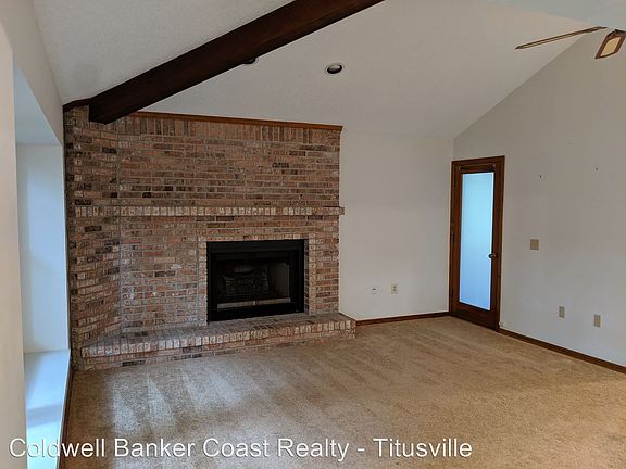 3rd image of 3855 Cottonwood Dr