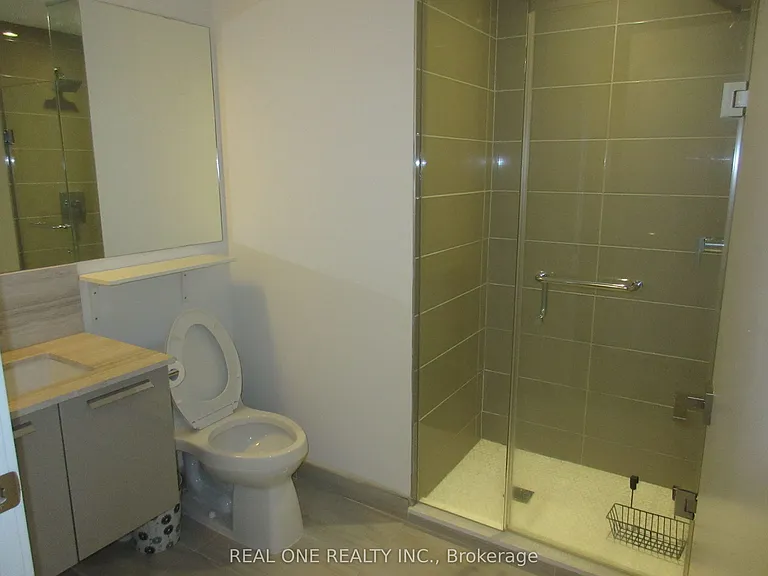 28 Wellesley St E #2207 — Photo 10