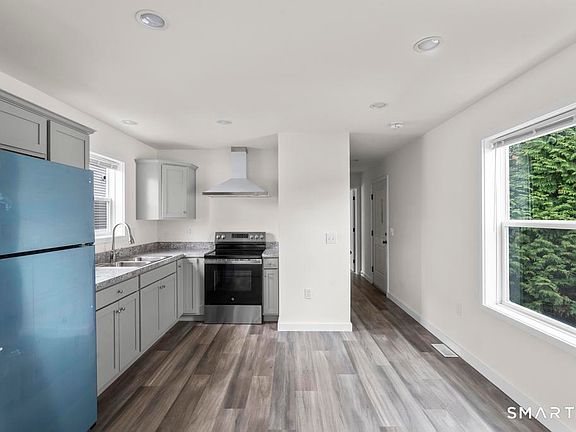 2nd image of 55 Sugar Street #67