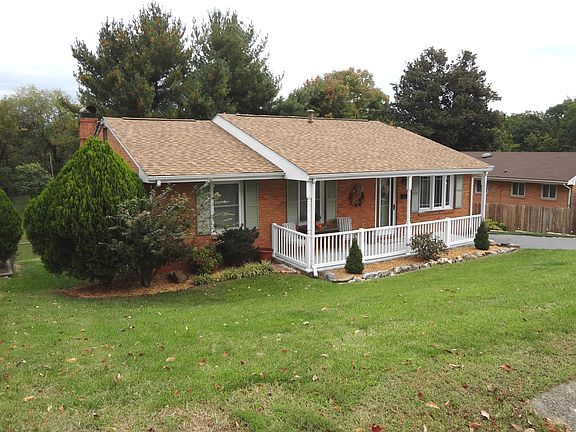 2nd image of 6011 Sierra Dr
