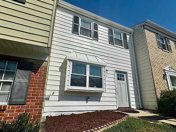 4th image of 6434 Lincoln Ct