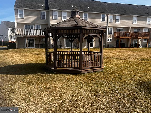 3rd image of 1206 Caitlins Way #1206