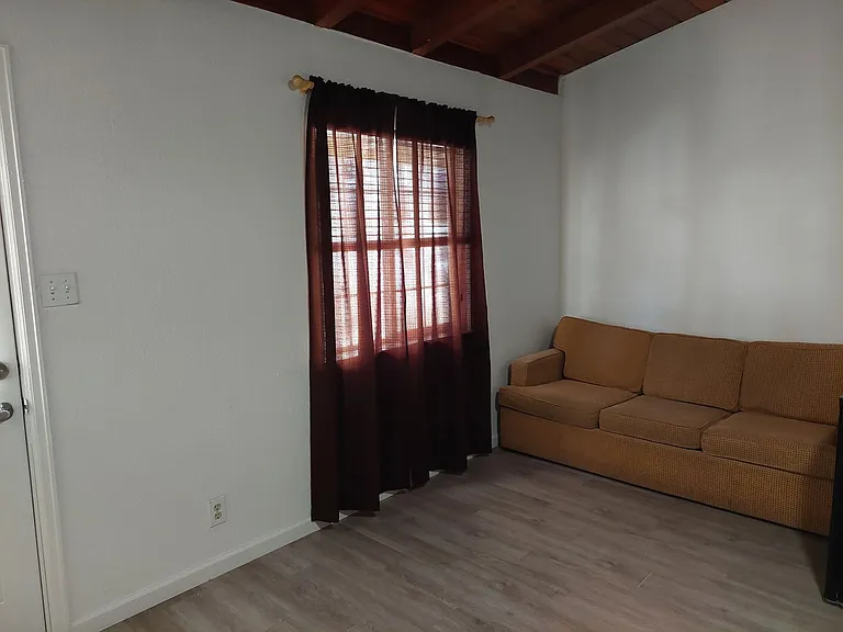 532 Emerald Bay Rd — Photo 3
