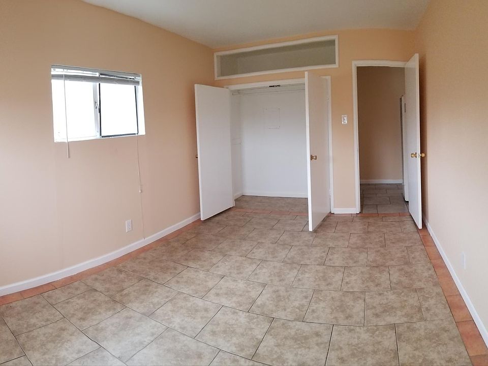 2nd image of 366 Grove Way