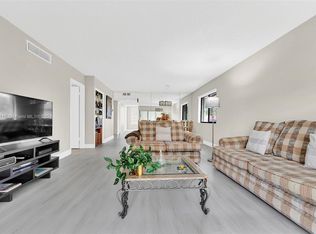 16274 Laurel Dr #201, Weston, FL 33326
