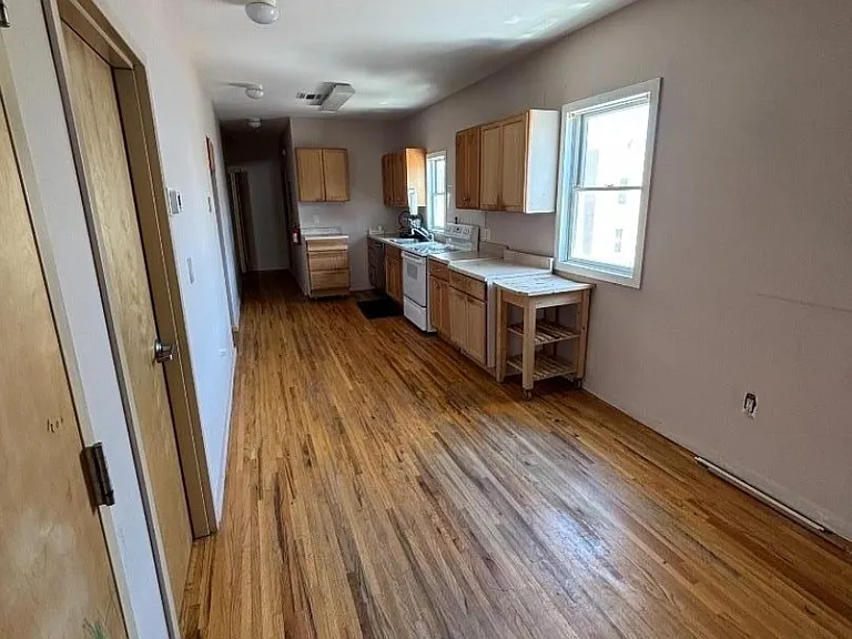 213 Lakeview Ave — Photo 24