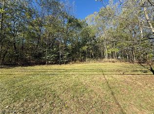 Hilbish Ave, Akron, OH 44312