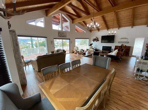 651 Poker Flat Rd, Copperopolis, CA 95228