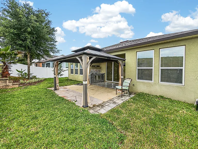 2062 Redbay Ave — Photo 31
