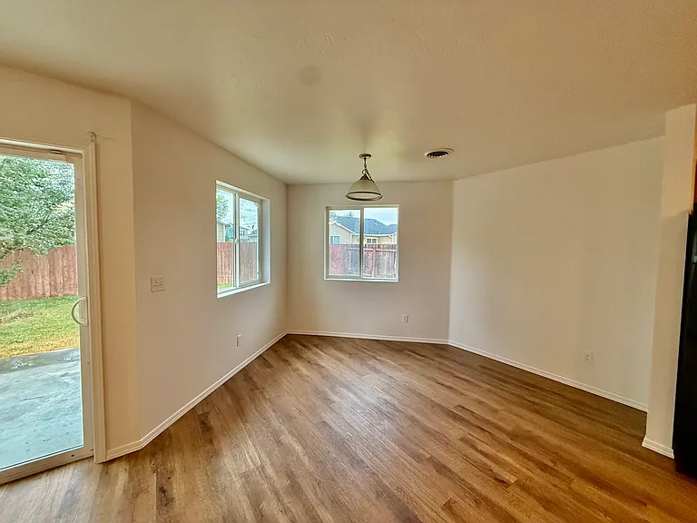 4263 S Glenmere Way — Photo 8