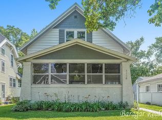 1114 Powers Ave NW, Grand Rapids, MI 49504