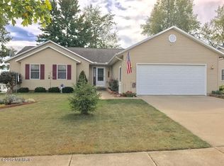 612 Howard Ln, Hastings, MI 49058