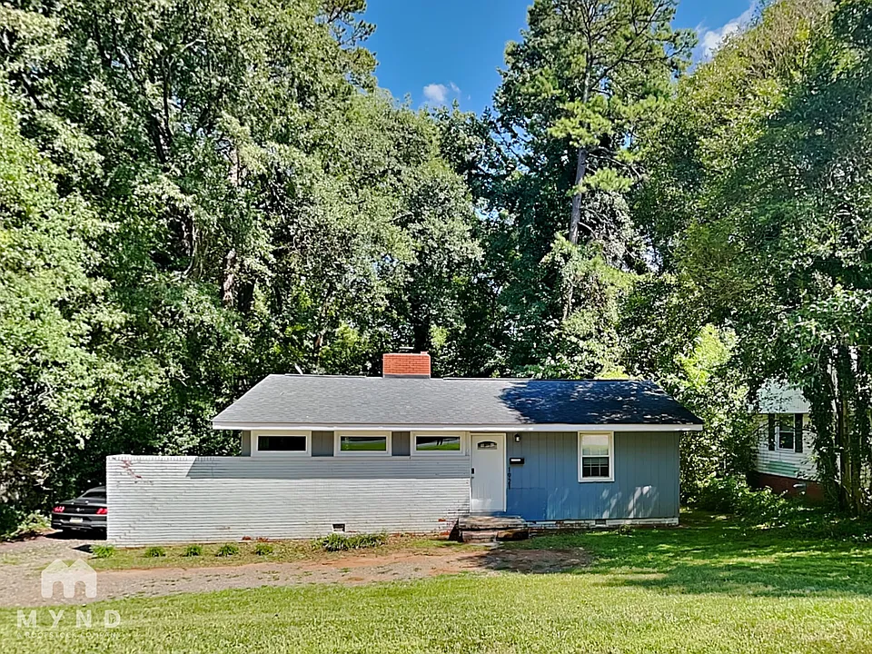1921 Camp Greene St