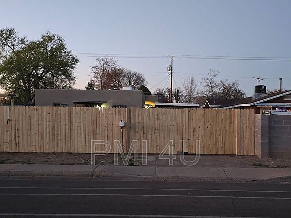 3rd image of 1733 Indian School Rd NW