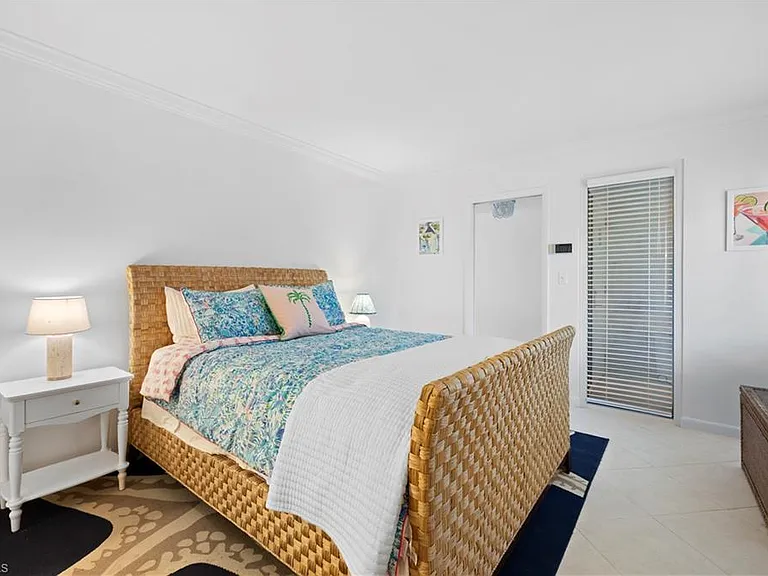 3443 Gulf Shore Blvd N #503 — Photo 17