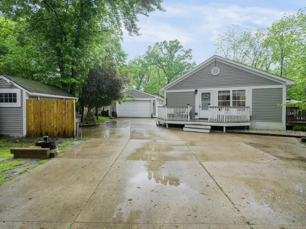 7502 Shorewood DRIVE, Salem, WI 53168