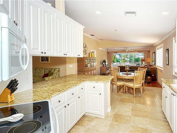 4th image of 5753 Tristino Ln