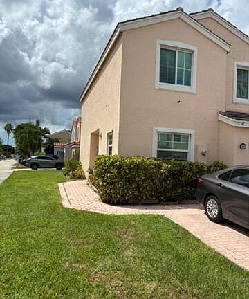 3rd image of 3305 APACHE Lane