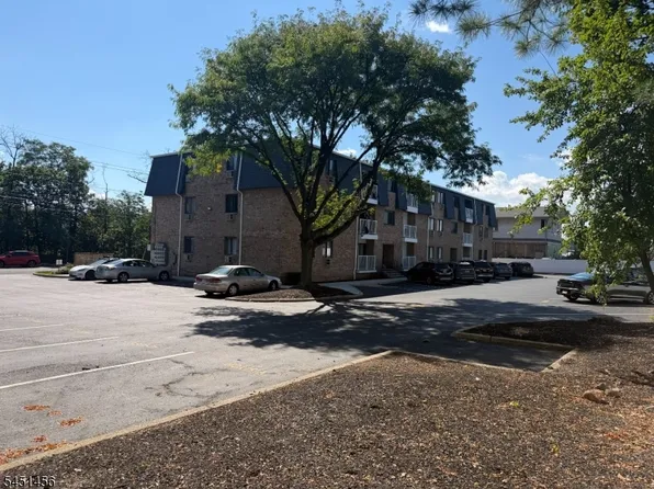 293-307 Main Street U-2 #2 E, Belleville Twp., NJ 07109