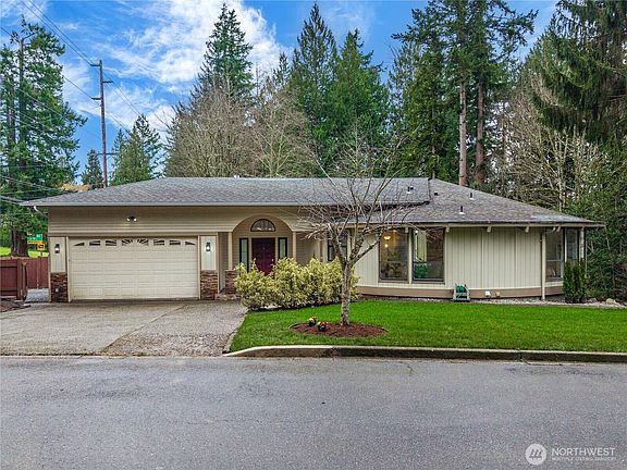 3rd image of 20709 NE 79th Street