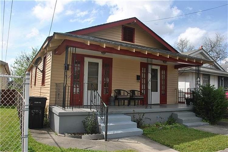 1st image of 523 Leboeuf St