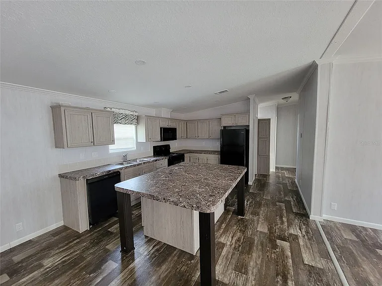 16625 SE 102nd Avenue Rd — Photo 3