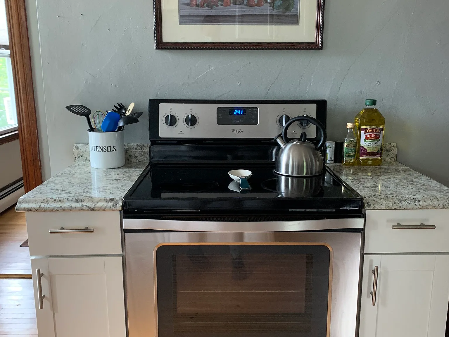 282 Stevens Ave — Photo 4
