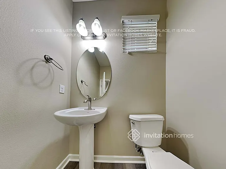 7629 Columbia Way NE — Photo 17