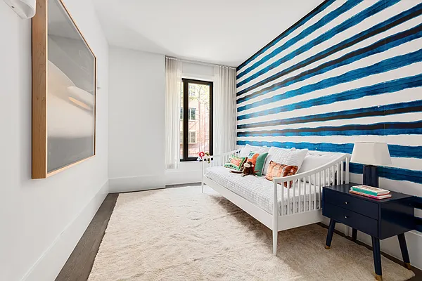 Sold by Douglas Elliman | media 35