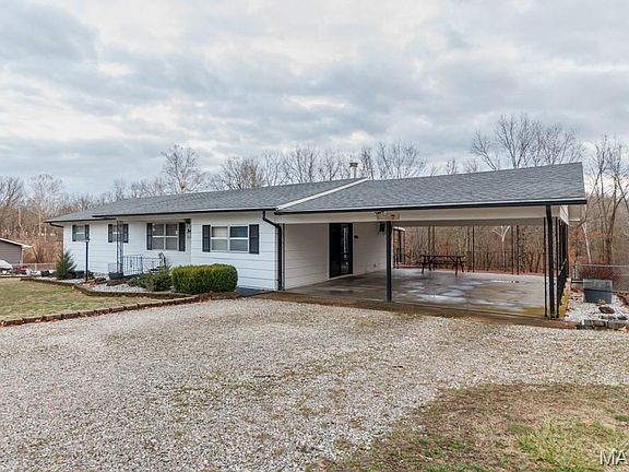 4th image of 19110 Glade Springs Rd