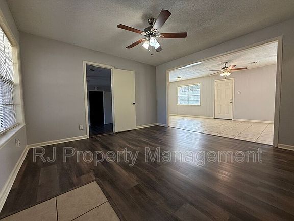 2nd image of 4921 Wooddale Ave