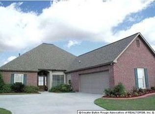 16511 Highland Club Ave, Baton Rouge, LA 70817